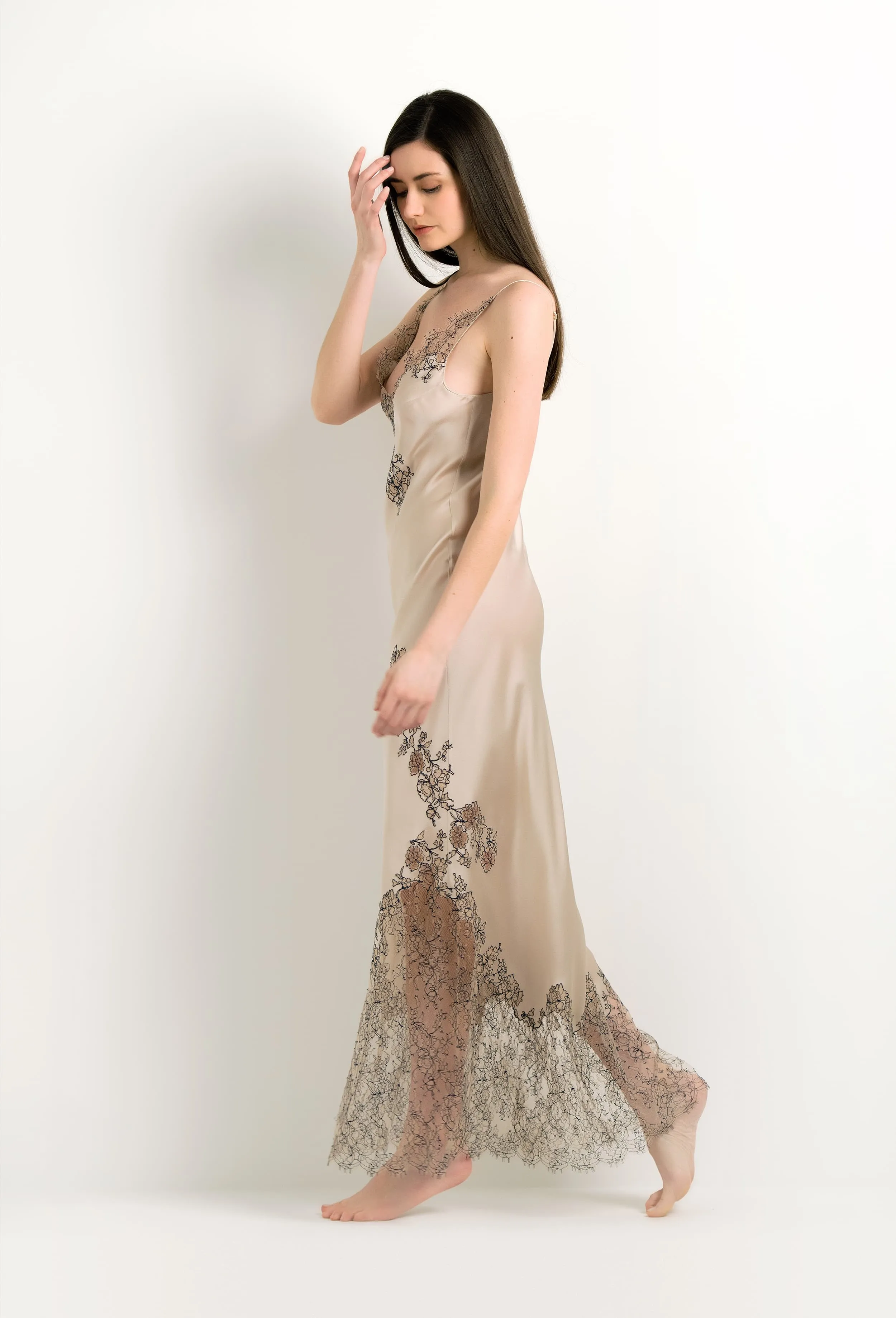 Long silk slip dress - Sand beige and BeigeNavy Caudry lace